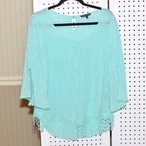 Unique Spectrum XL Mint / Aqua Boho Bell Sleeve Top With Crochet Fringe